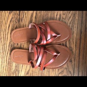 Universal Thread Brown Sandals